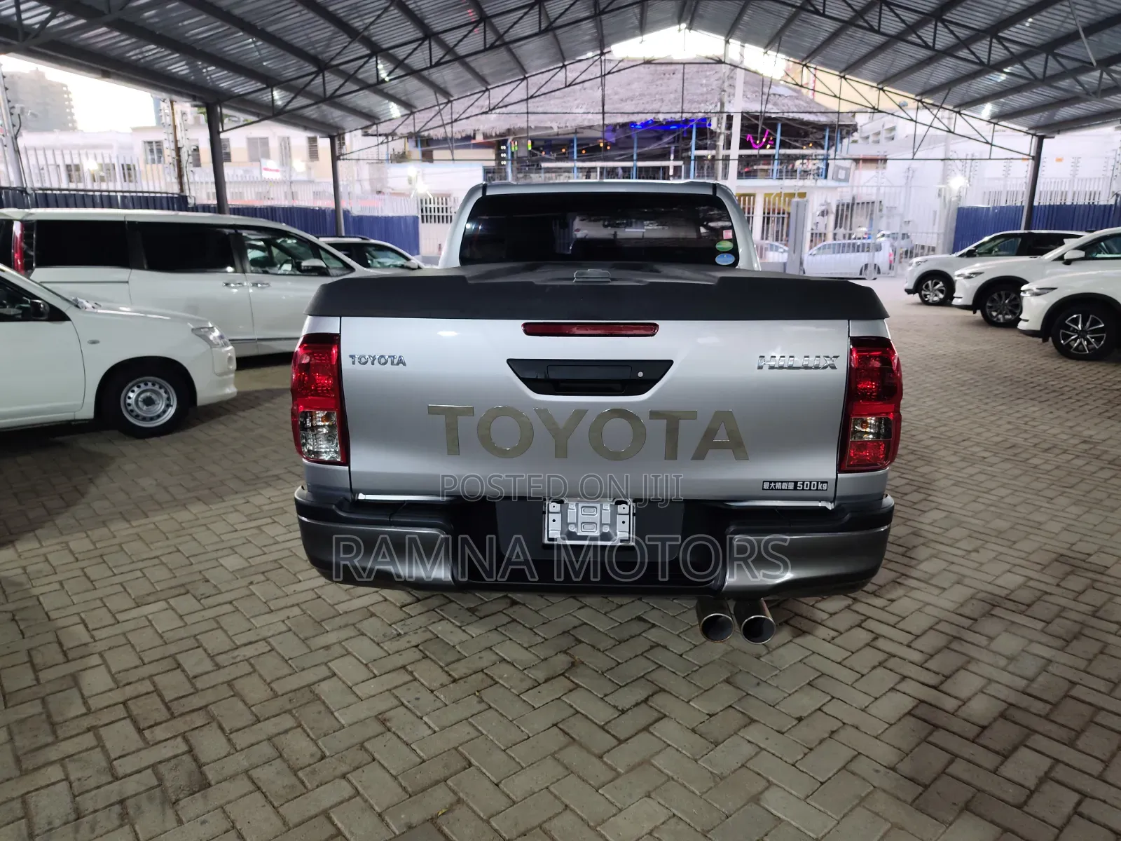 Toyota Hilux 2.4 Diesel 2020 Silver