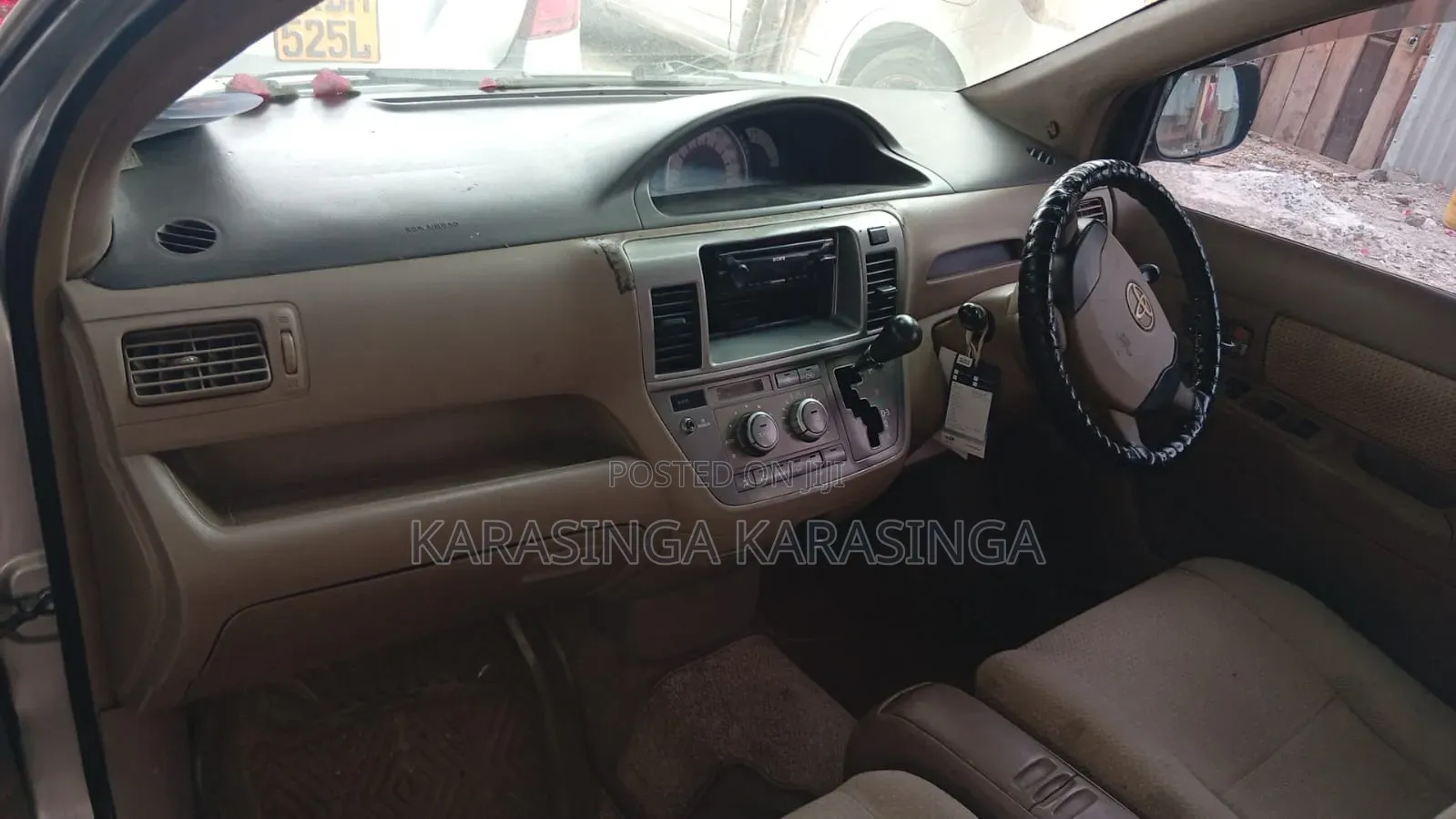 Toyota Raum 2009 Silver