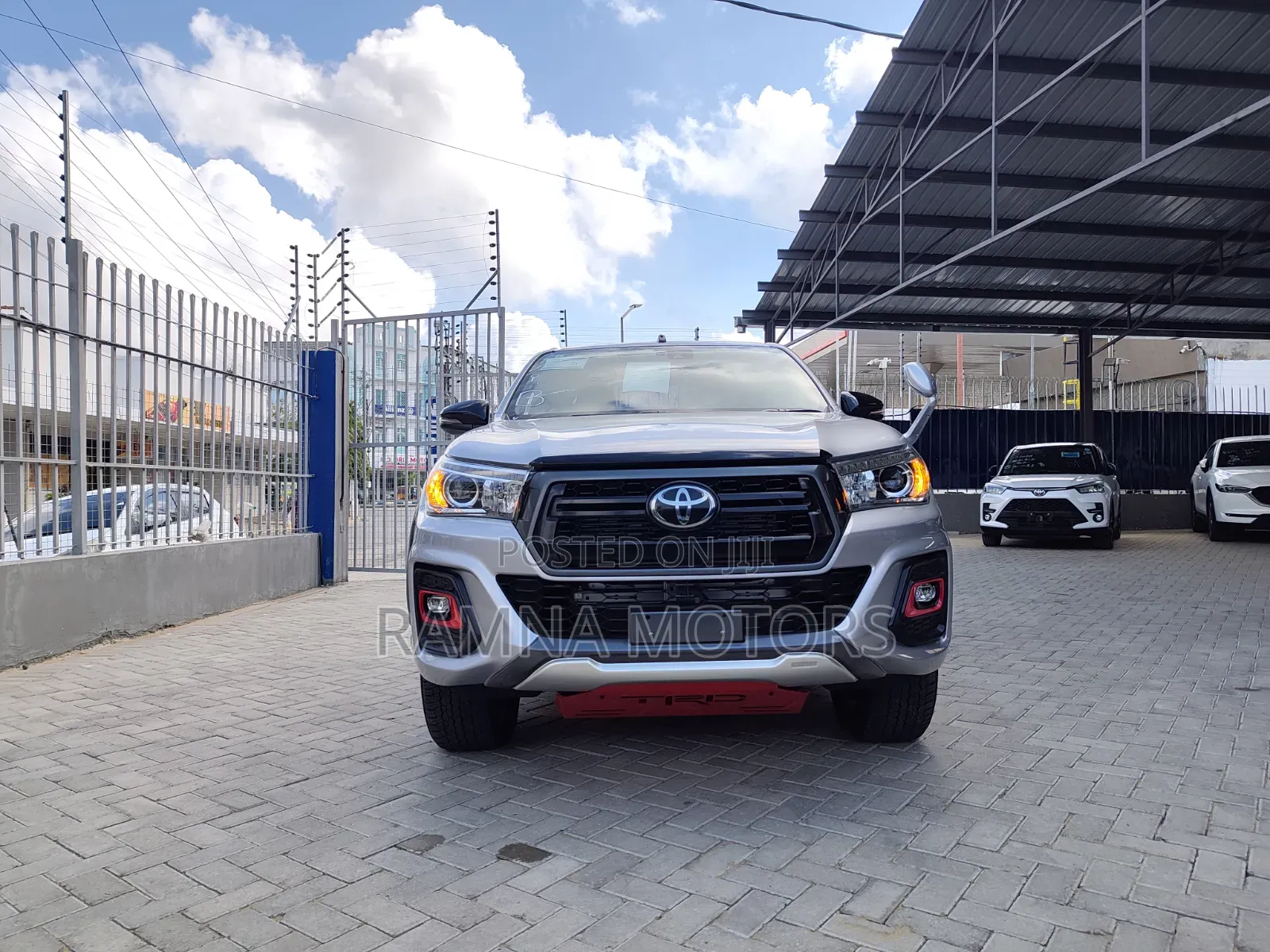 Toyota Hilux 2.4 Diesel 2020 Silver