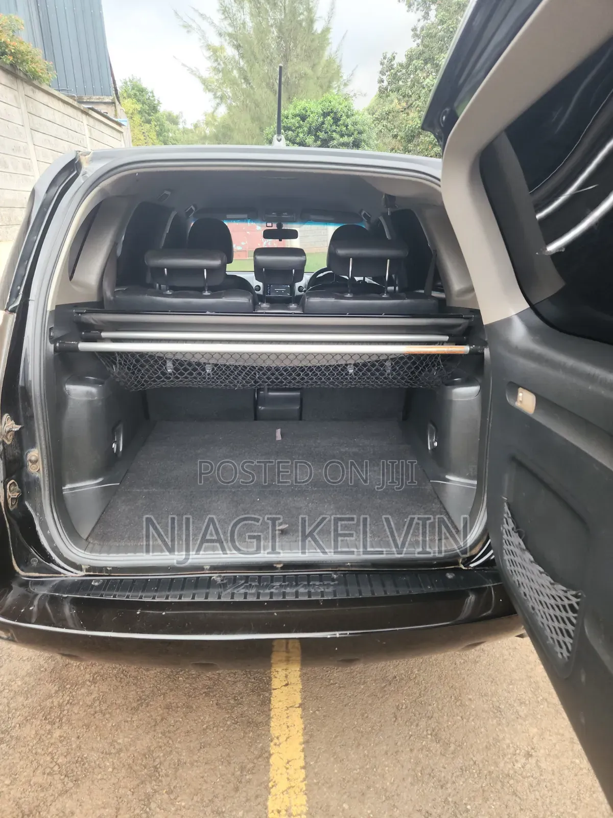 Toyota Vanguard 2010 Black