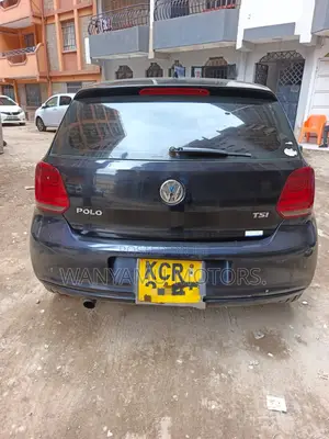 Volkswagen Polo 2012 Black