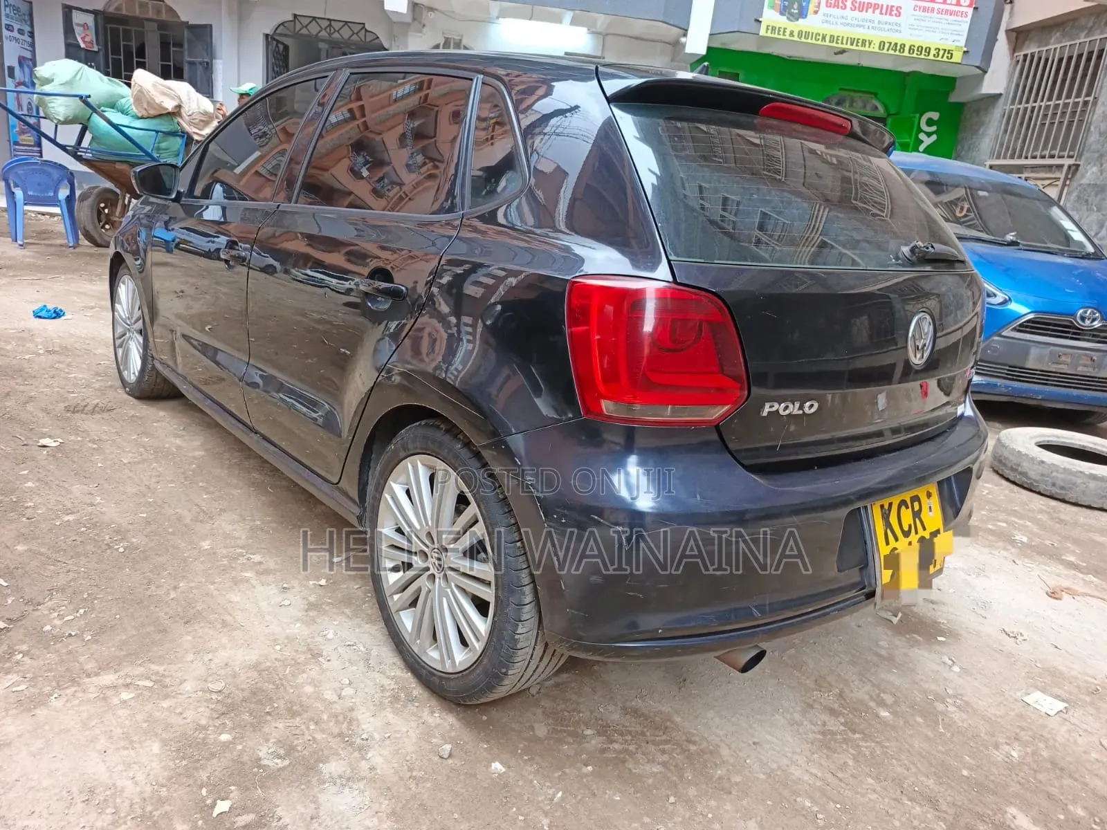 Volkswagen Golf 2011 Blue
