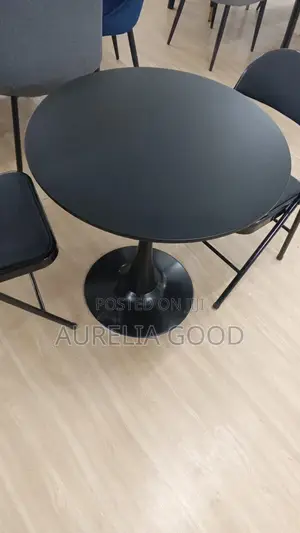 Boss Dining Table