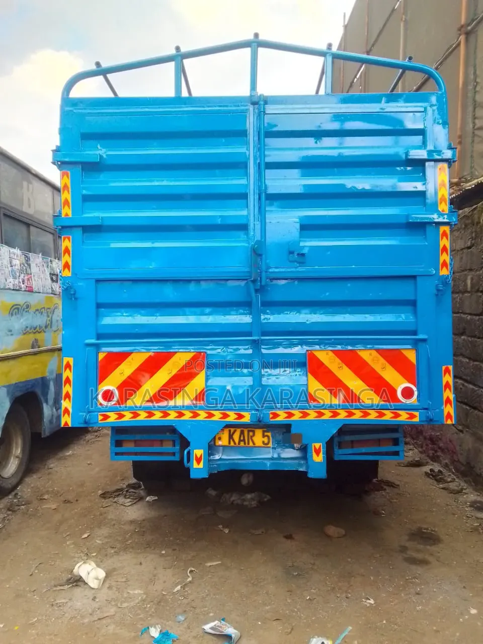 Isuzu NPR 4.3