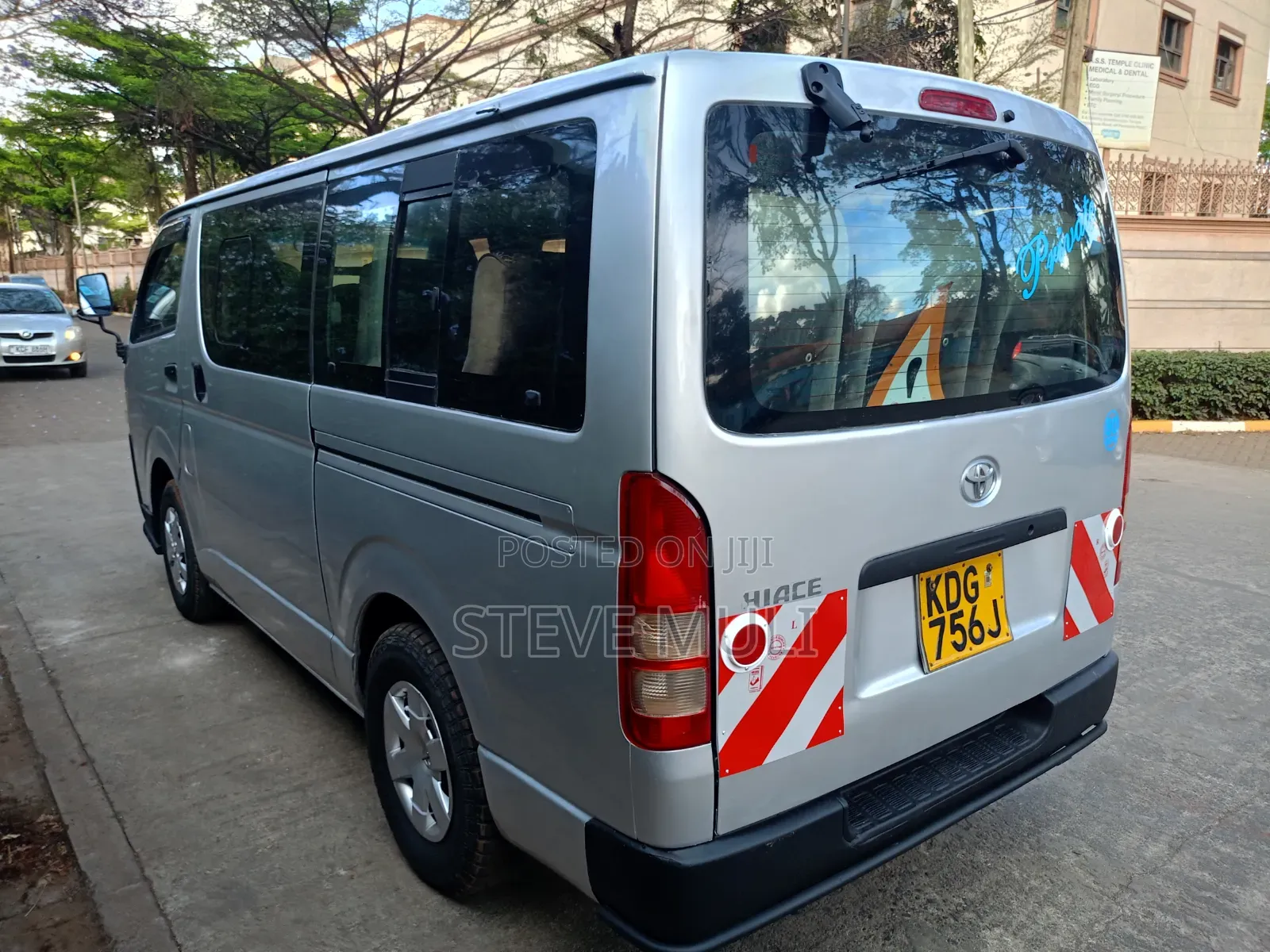 Toyota HiAce 2015 Silver