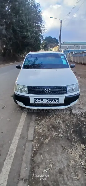 Toyota Probox 2010 White