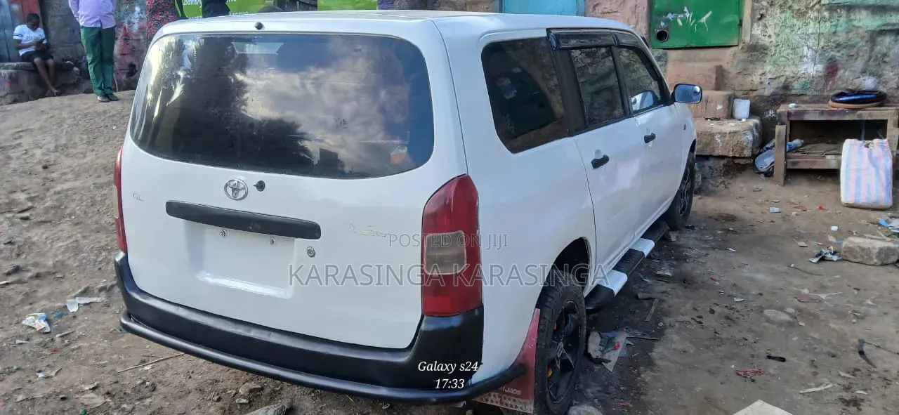 Toyota Probox 2010 White