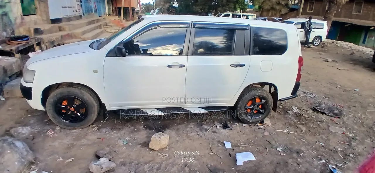 Toyota Probox 2010 White