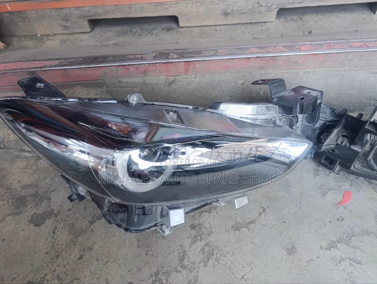 Front Headlight Axela Mazda Complete Zenon Type