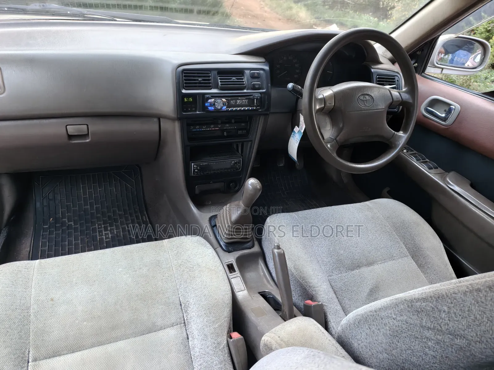 Toyota Corolla Sedan Automatic 1998 Beige