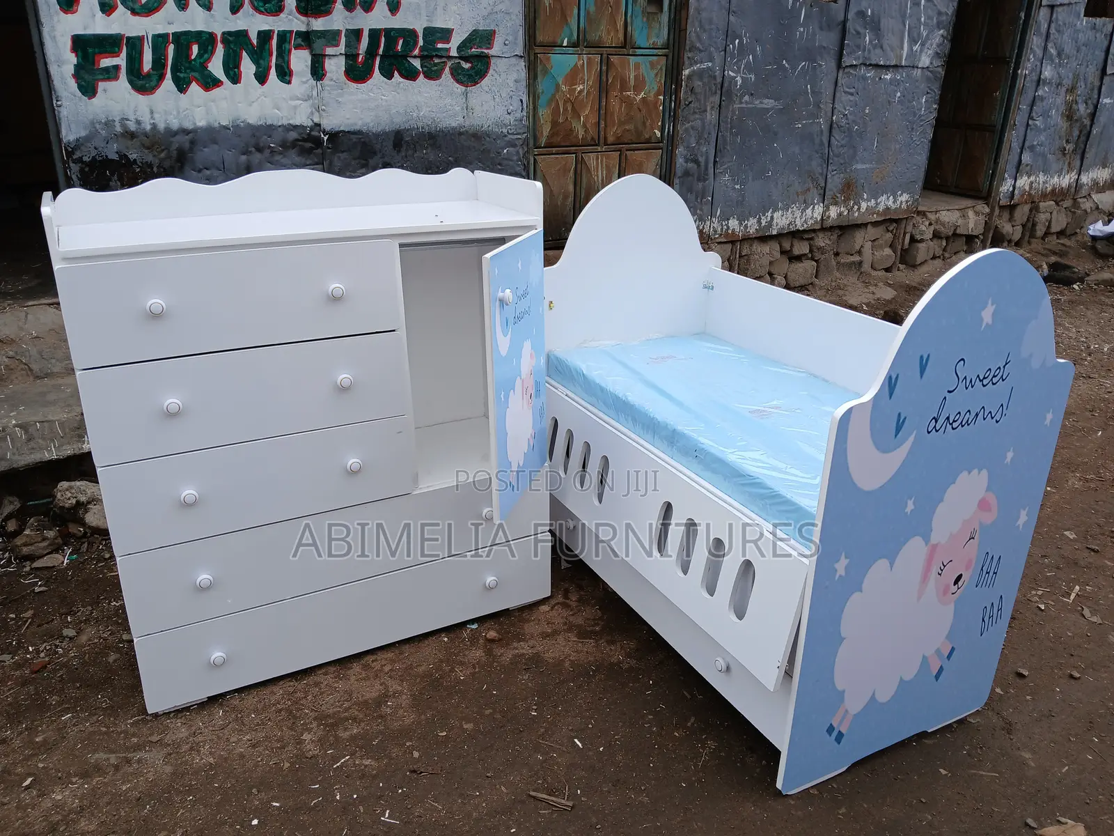 King Size Chest of Drawers and Baby Cot