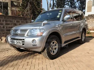 Mitsubishi Pajero Super Exceed 2006 Silver