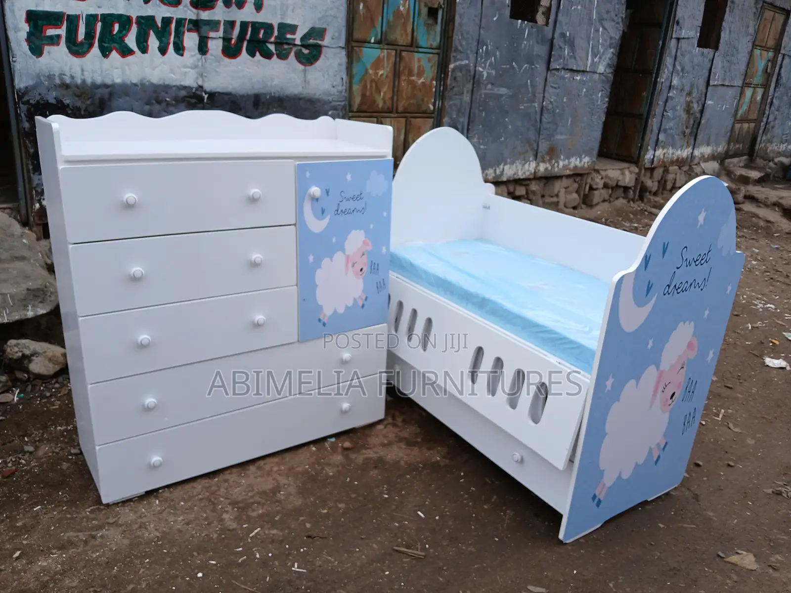 King Size Chest of Drawers and Baby Cot