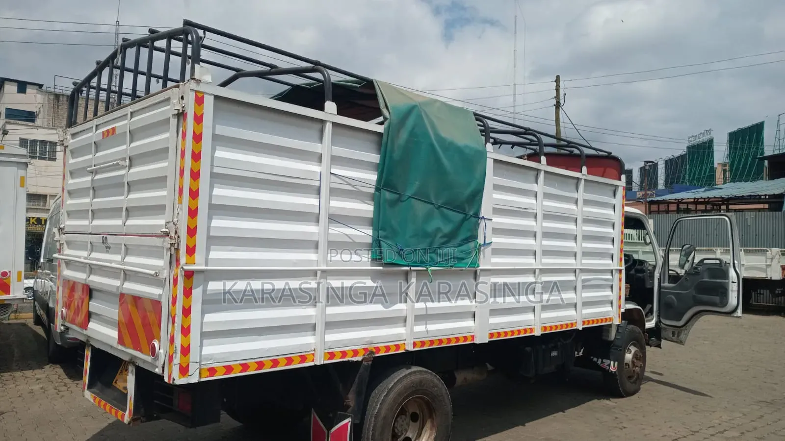 Isuzu NPR 4.3
