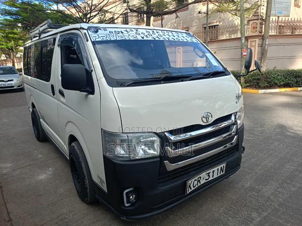 Toyota HiAce 2016 White - thumbnail 6