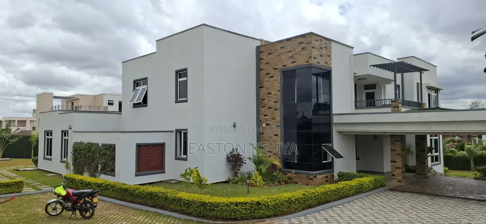 4bdrm Mansion in Kijani Ridge, Old Junction for rent