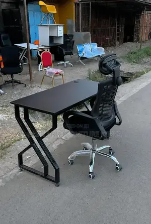 Z -Shaped Office Desk With Headrest Chair - Black