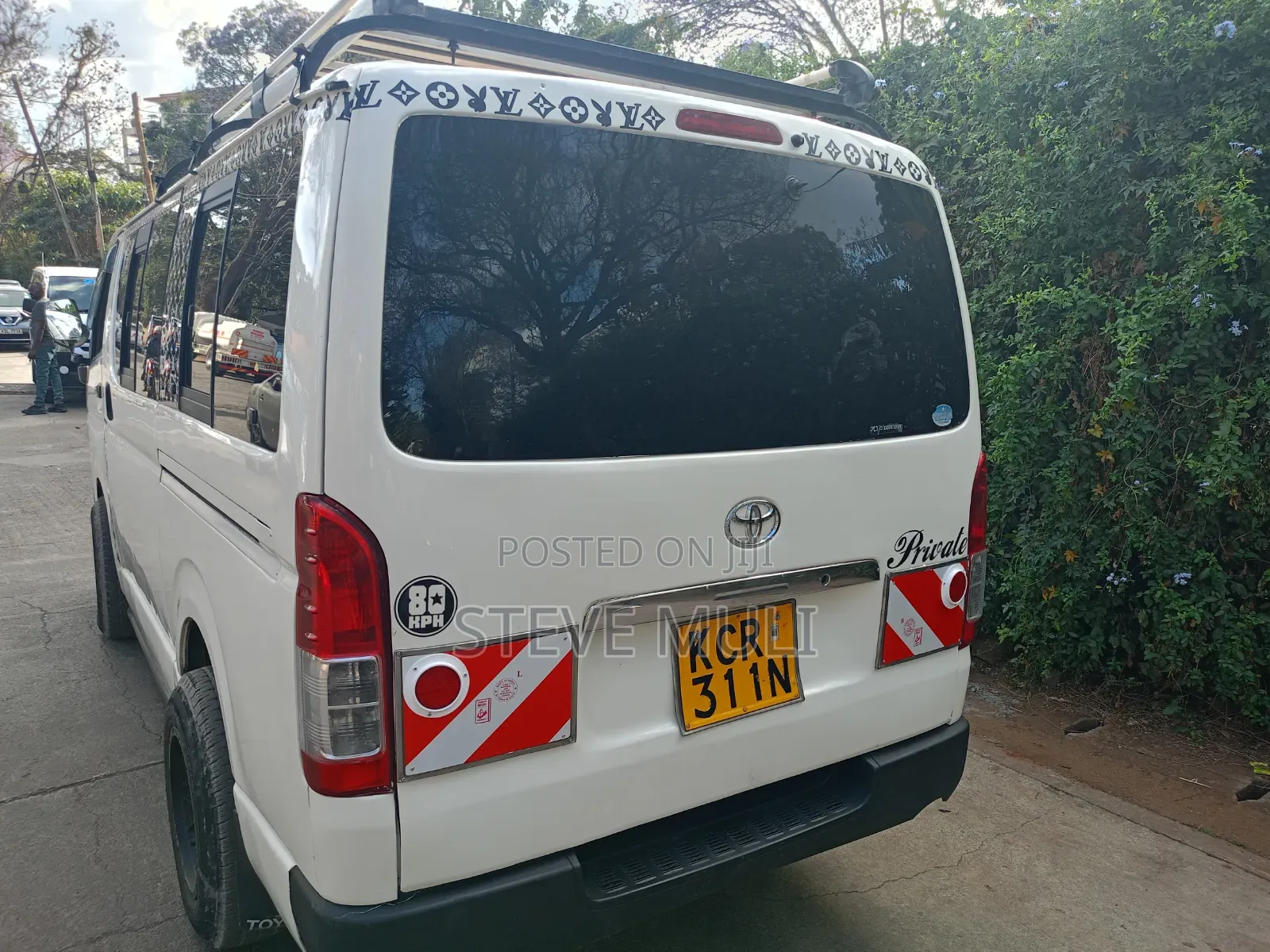 Toyota HiAce 2016 White
