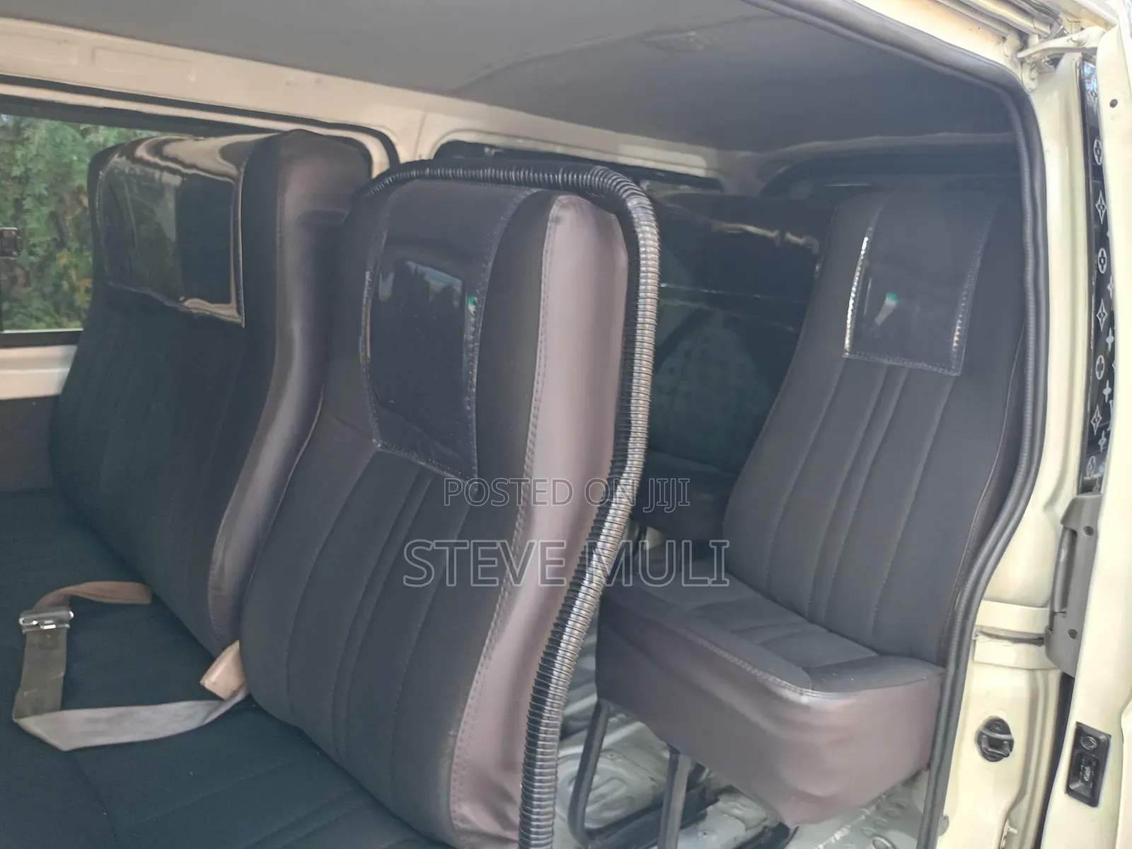 Toyota HiAce 2016 White