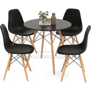 Elegant Round Dining Table With Wooden Legs
