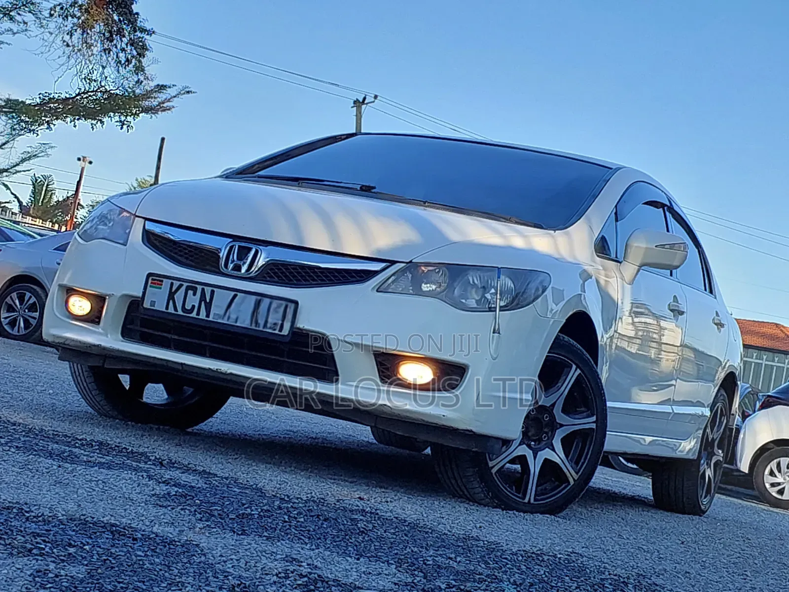 Honda Civic Hybrid 2010 White