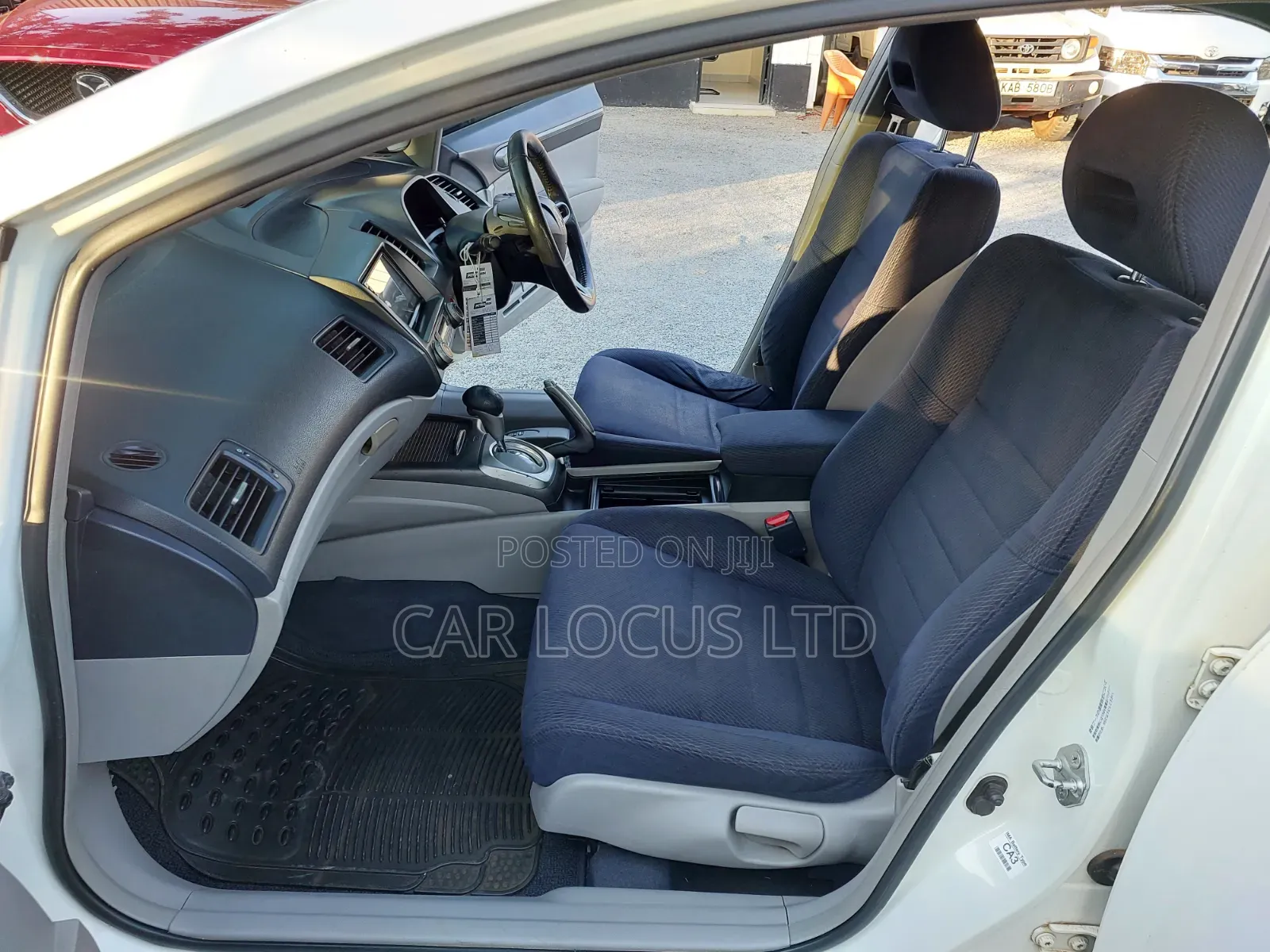 Honda Civic Hybrid 2010 White