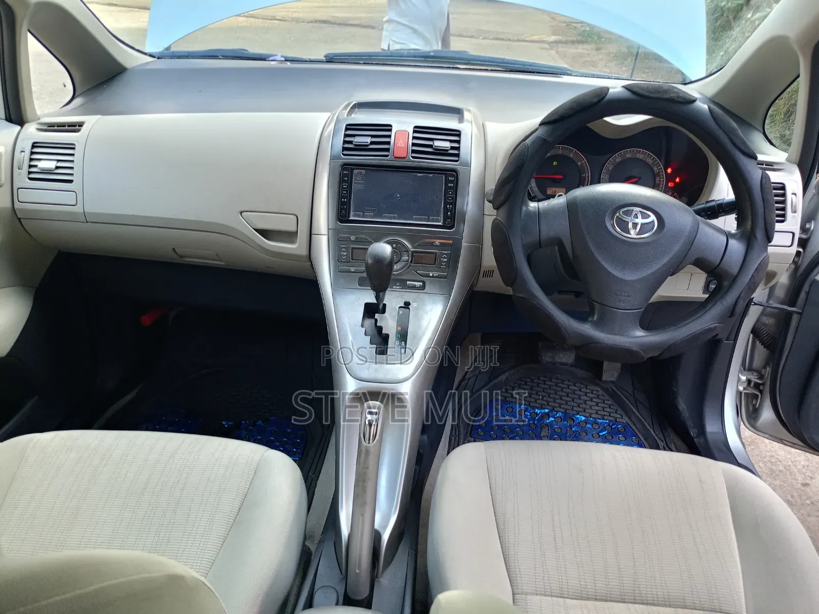 Toyota Auris 2009 Silver