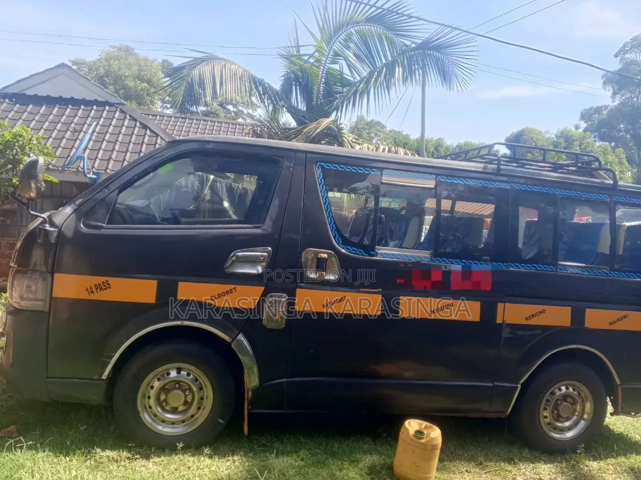 Toyota HiAce 2009 Black