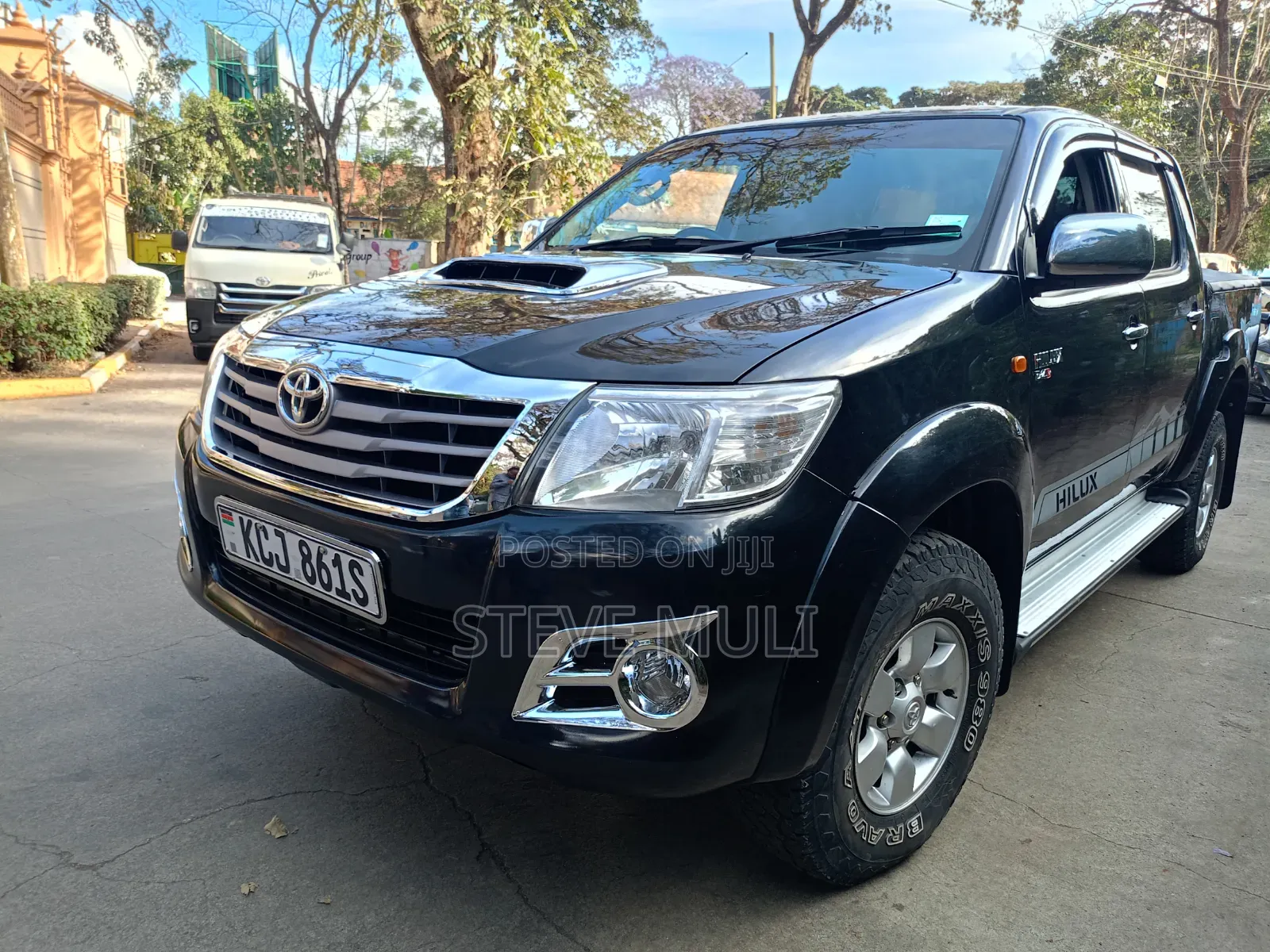 Toyota Hilux 2010 Matt Black