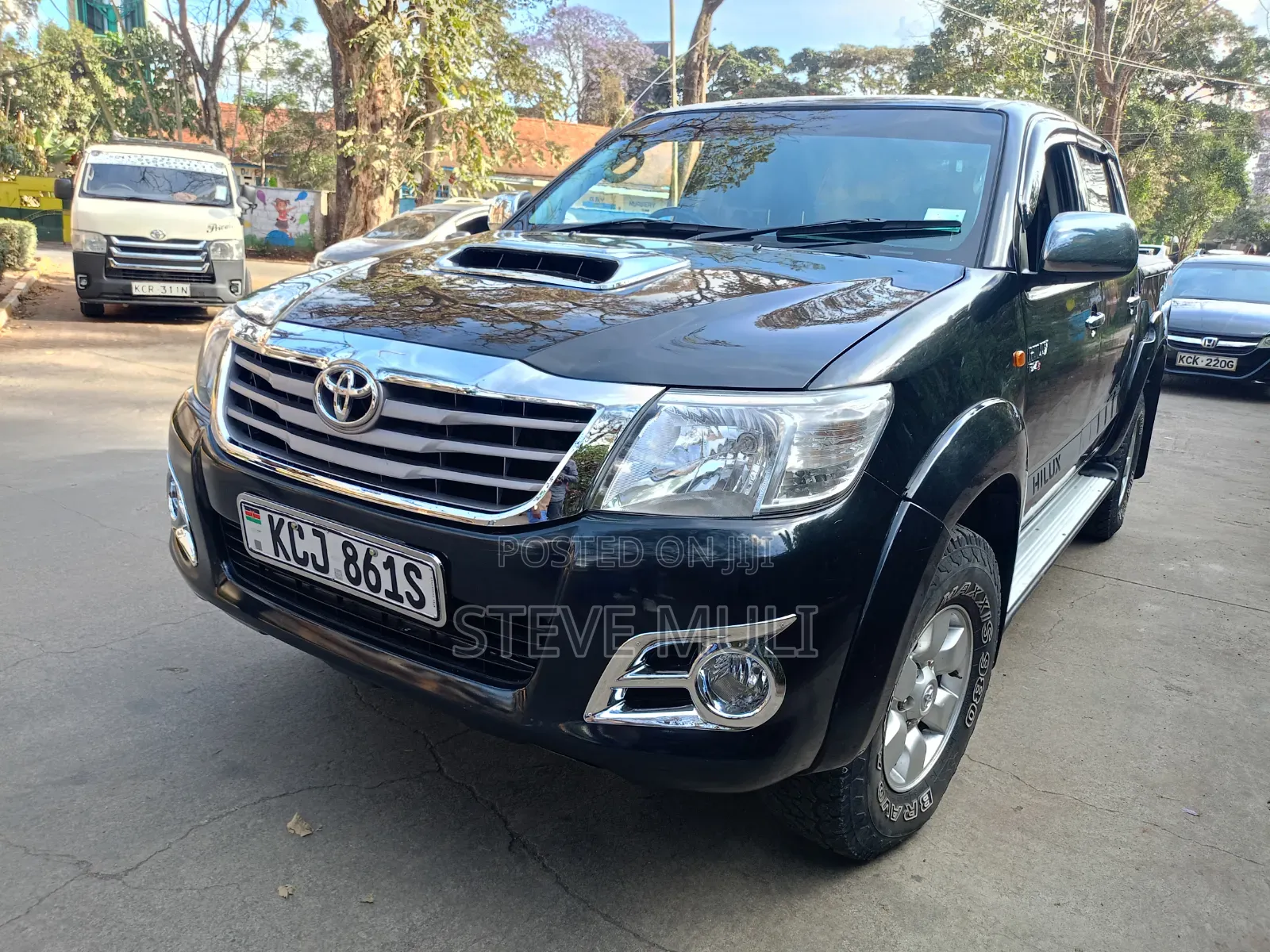 Toyota Hilux 2010 Matt Black