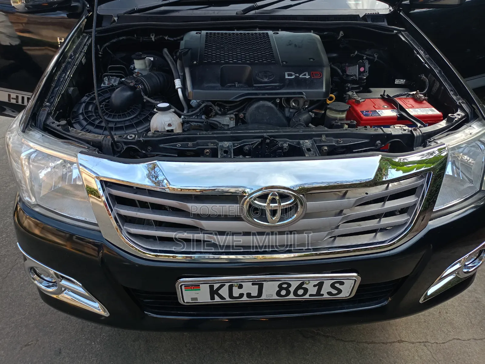 Toyota Hilux 2010 Matt Black