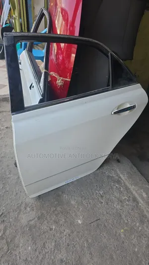 Toyota Mark X 2005-2010 Rear Left Door