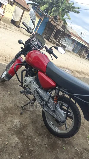 New Bajaj Boxer 125 2026 Red