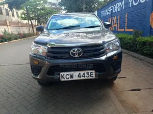 Toyota Hilux 2019 Black