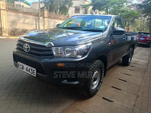 Toyota Hilux 2019 Black