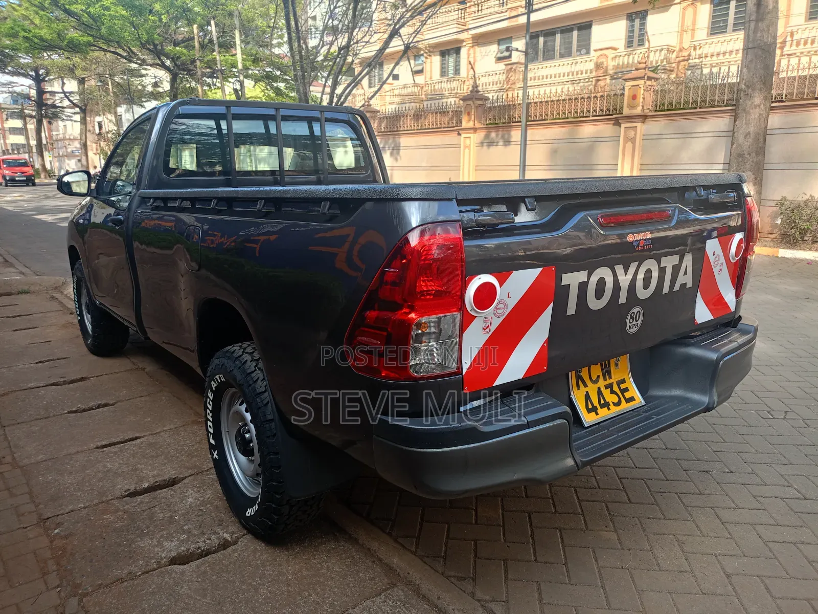 Toyota Hilux 2019 Black