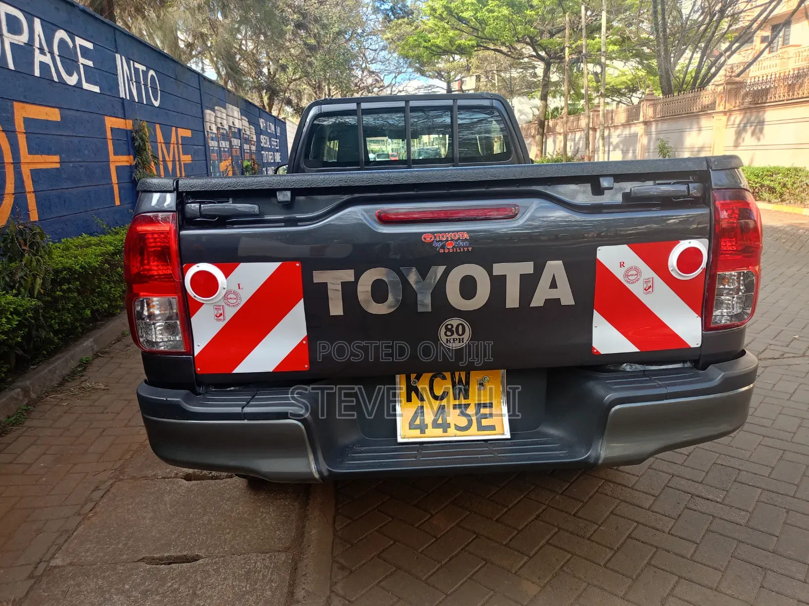 Toyota Hilux 2019 Black