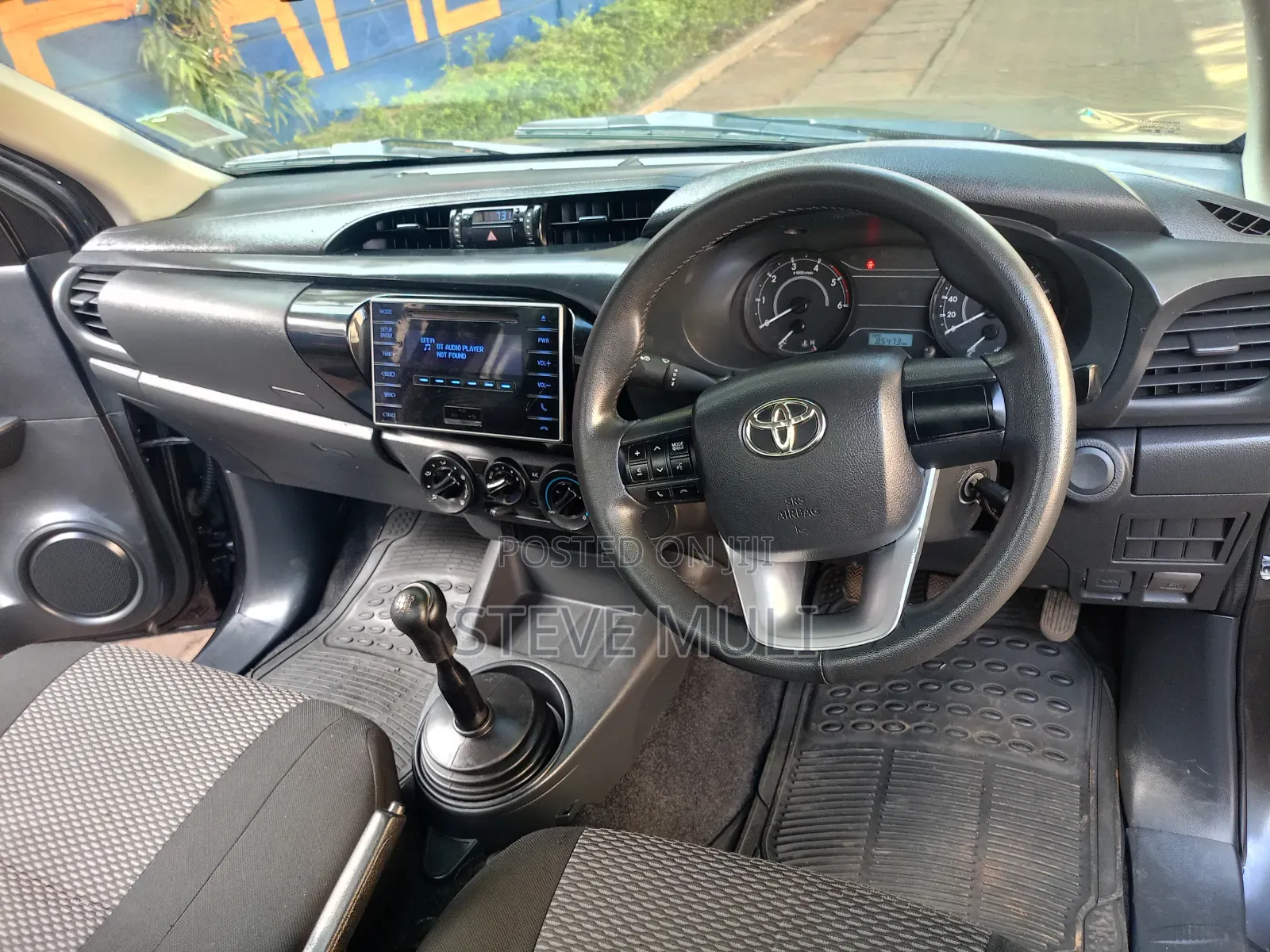 Toyota Hilux 2019 Black