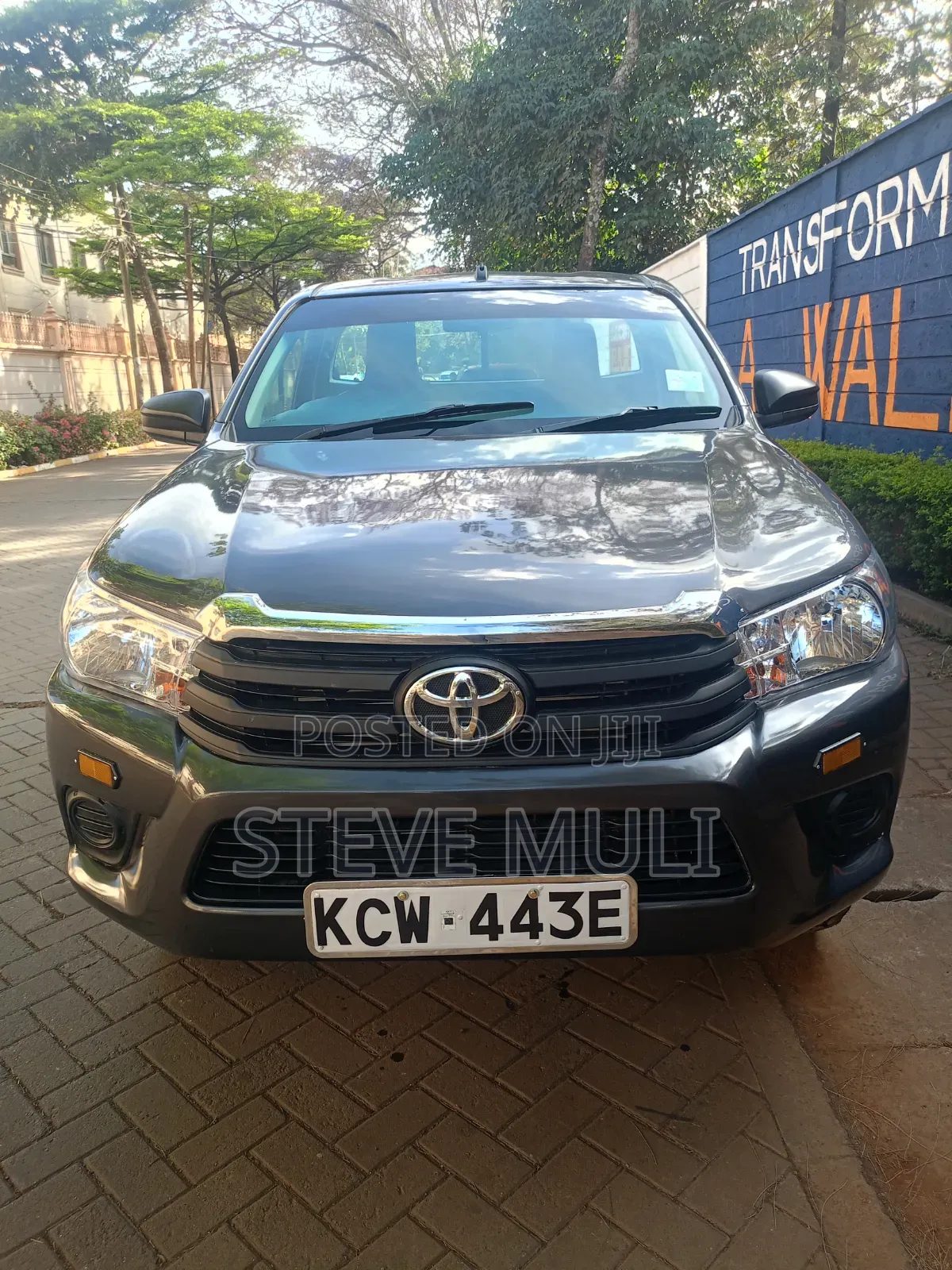 Toyota Hilux 2019 Black