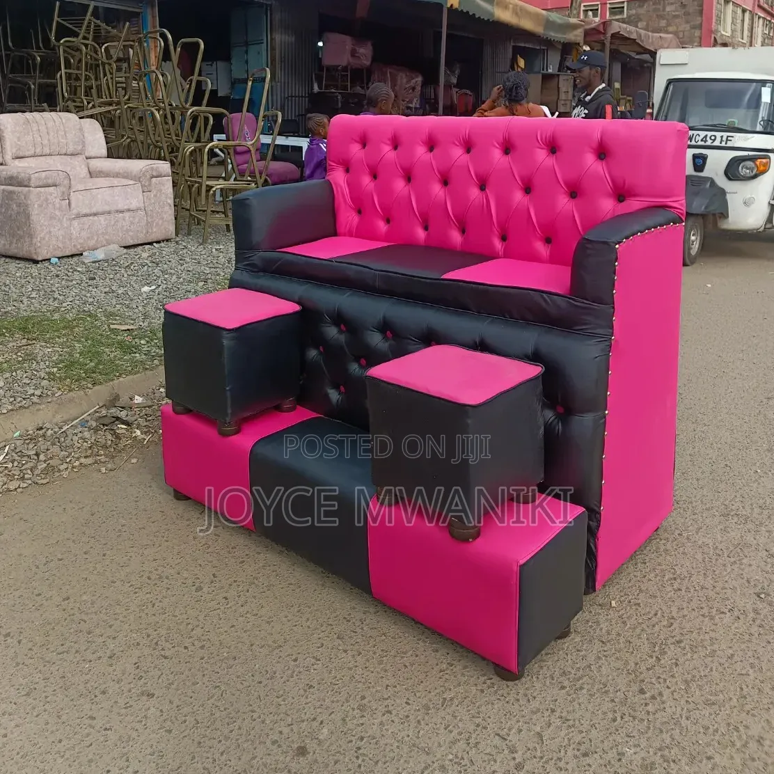 Pedicure Black and Pink With Armrest 