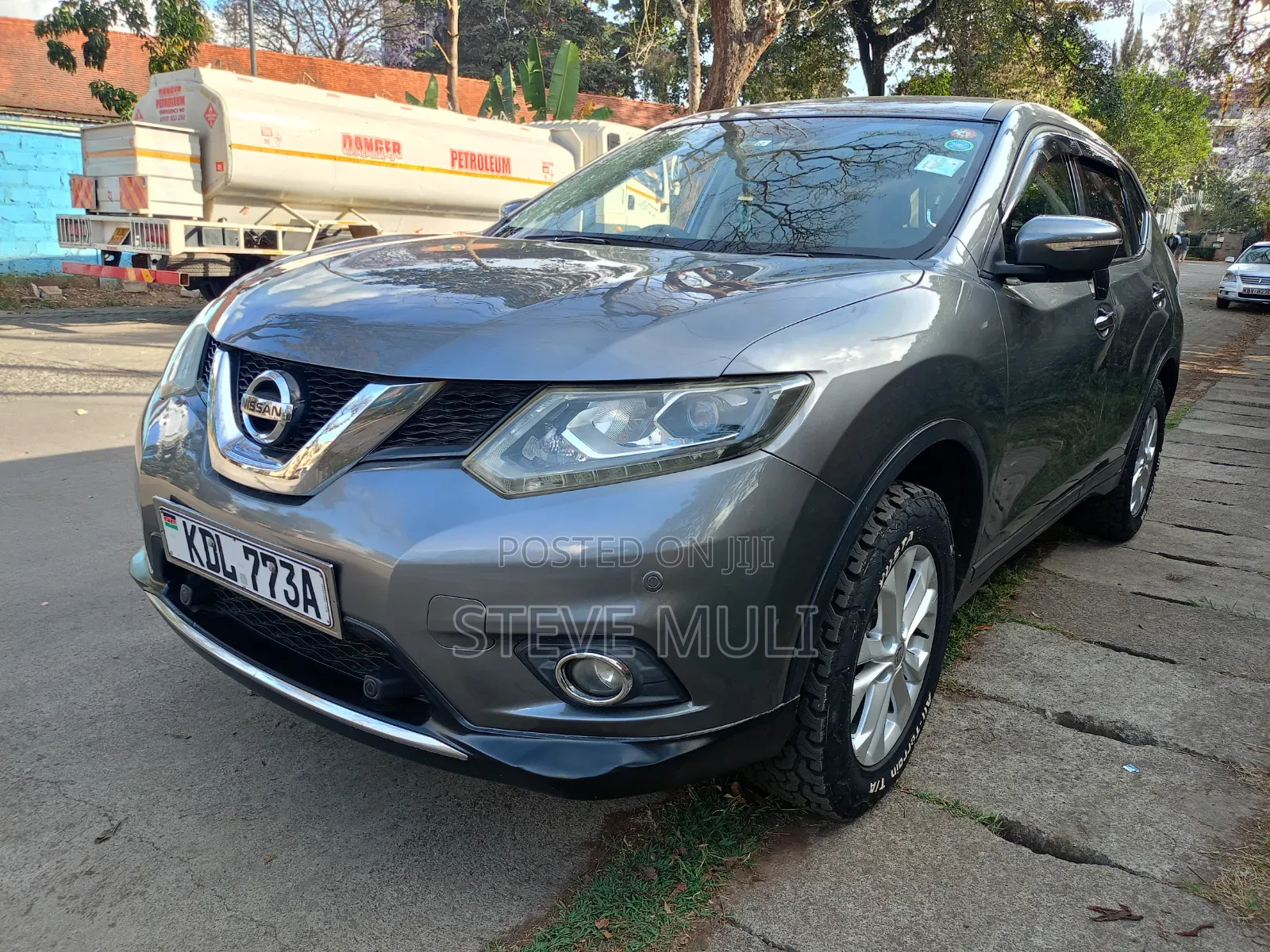 Nissan X-Trail 2015 Gray