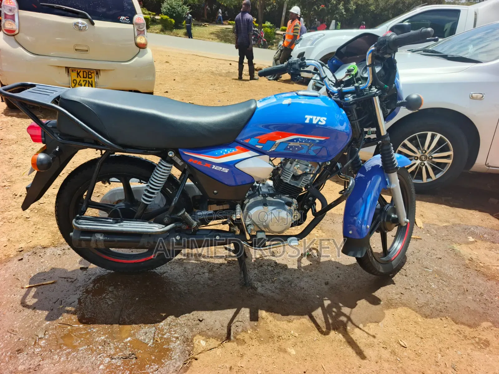 TVS HLX 125 2025 Blue