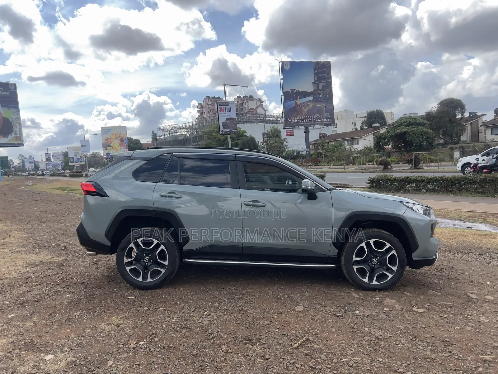 Toyota RAV4 Adventure 2019 Green