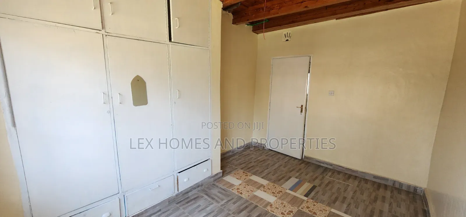 Mini Flat in NkaiMurunya for rent