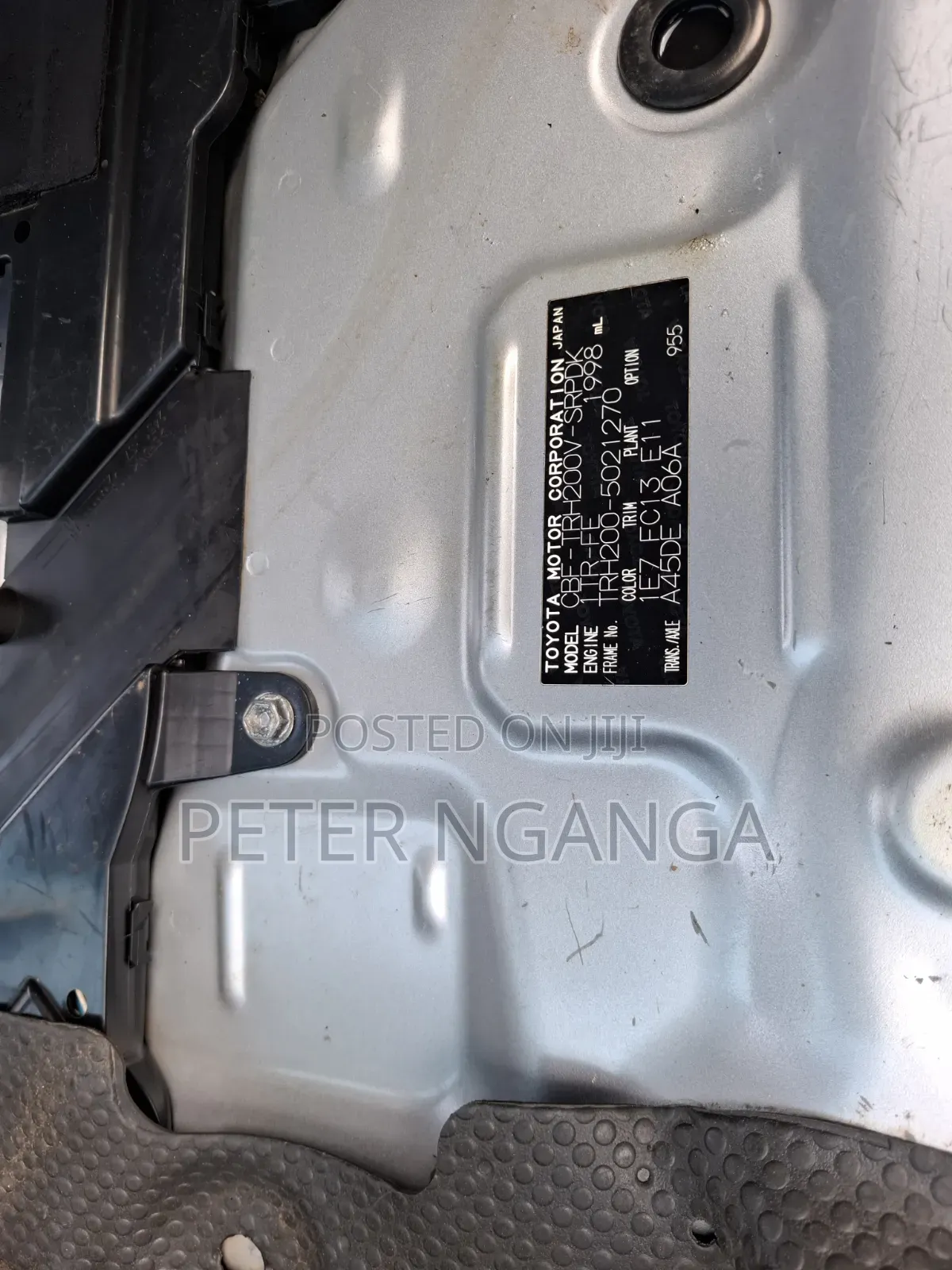 Toyota HiAce 2015 Silver