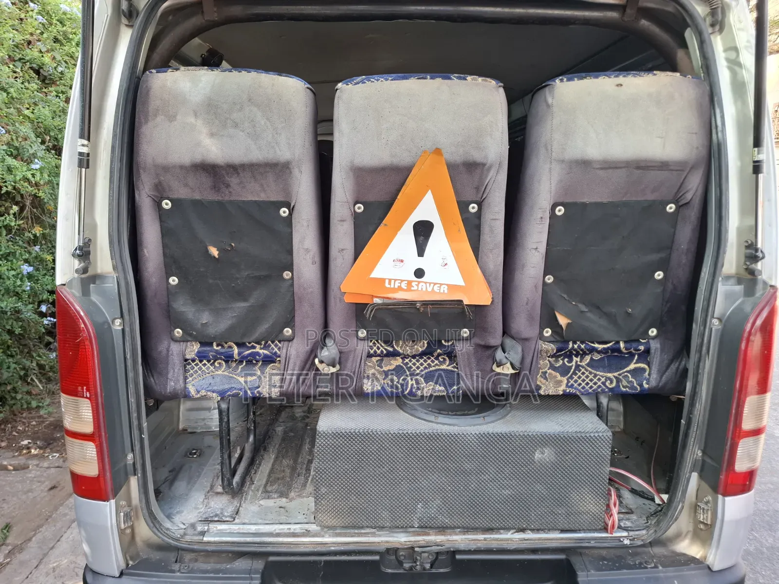Toyota HiAce 2015 Silver
