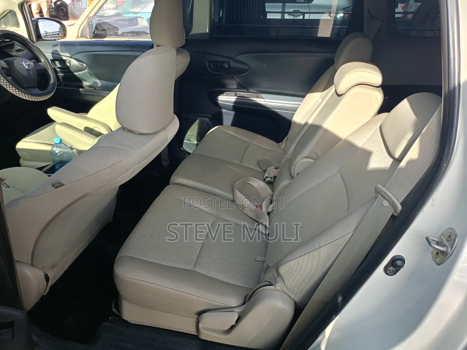 Toyota Wish 2012 Pearl