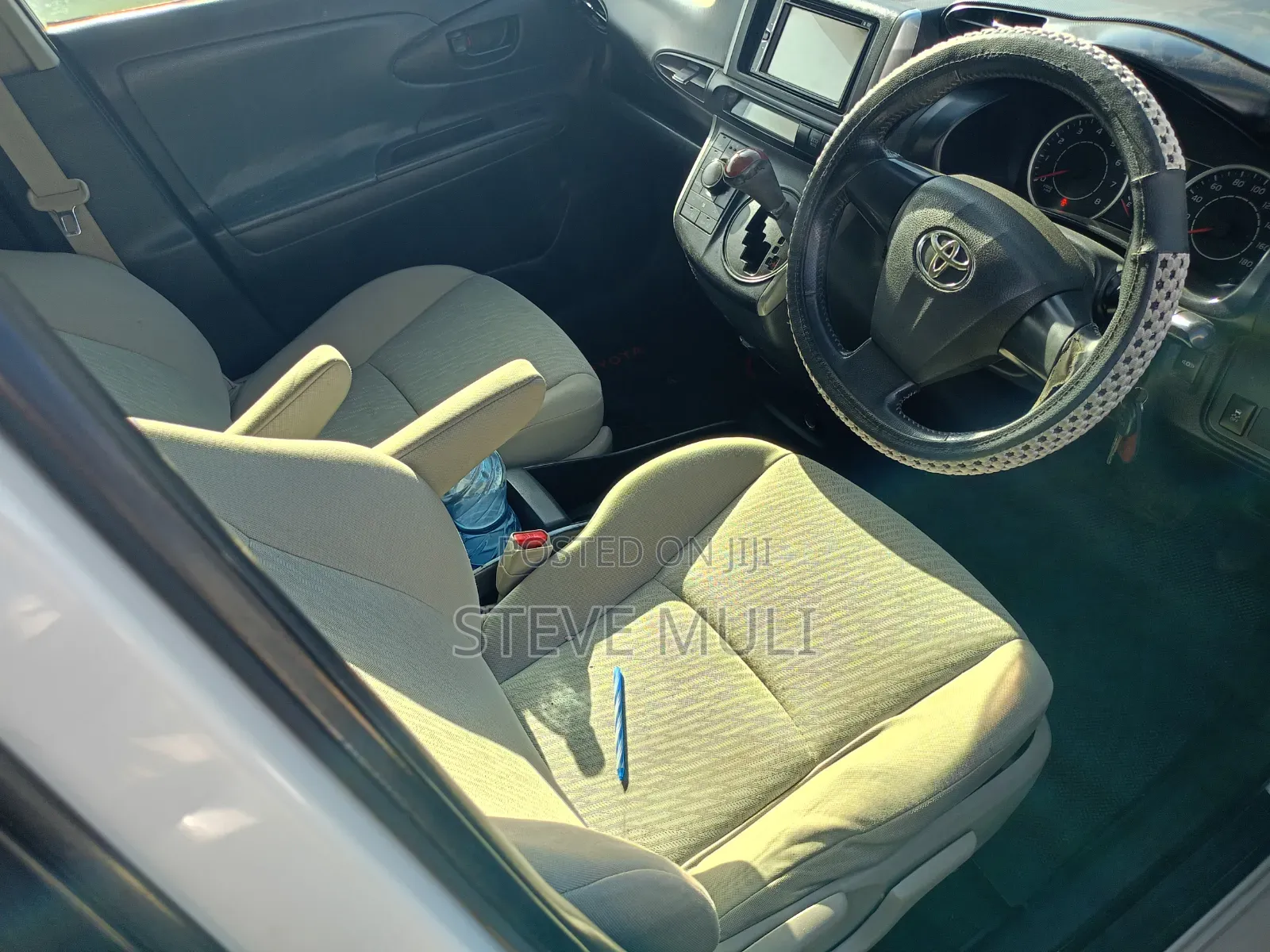 Toyota Wish 2012 Pearl