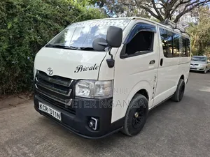 Toyota HiAce 2011 White