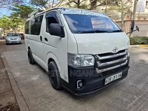 Toyota HiAce 2011 White